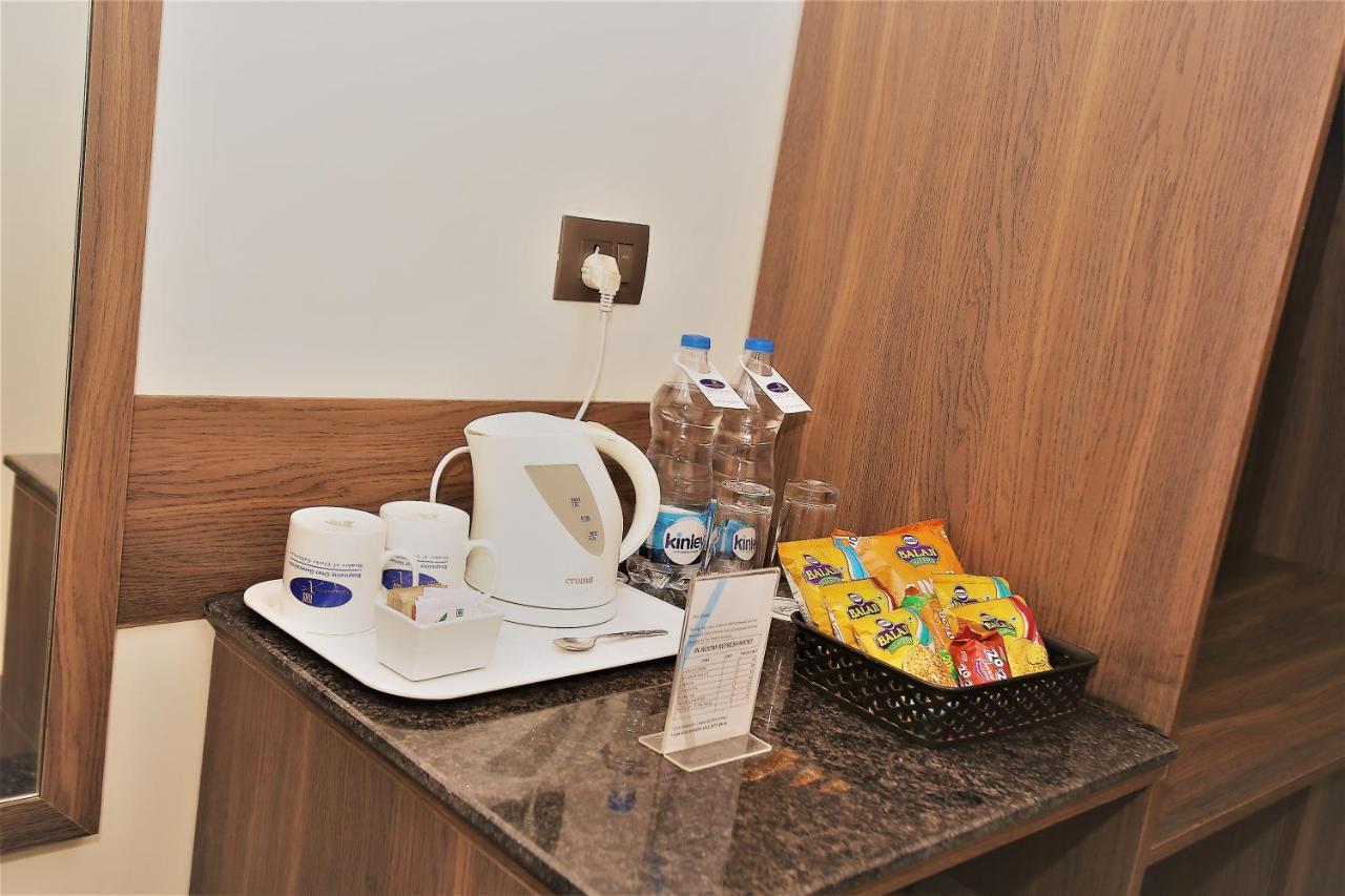 Genx Surat By 1589 Hotels Palsana  Buitenkant foto