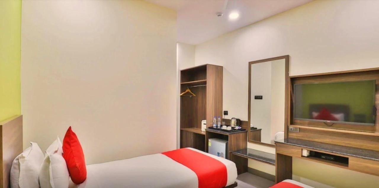 Genx Surat By 1589 Hotels Palsana  Buitenkant foto