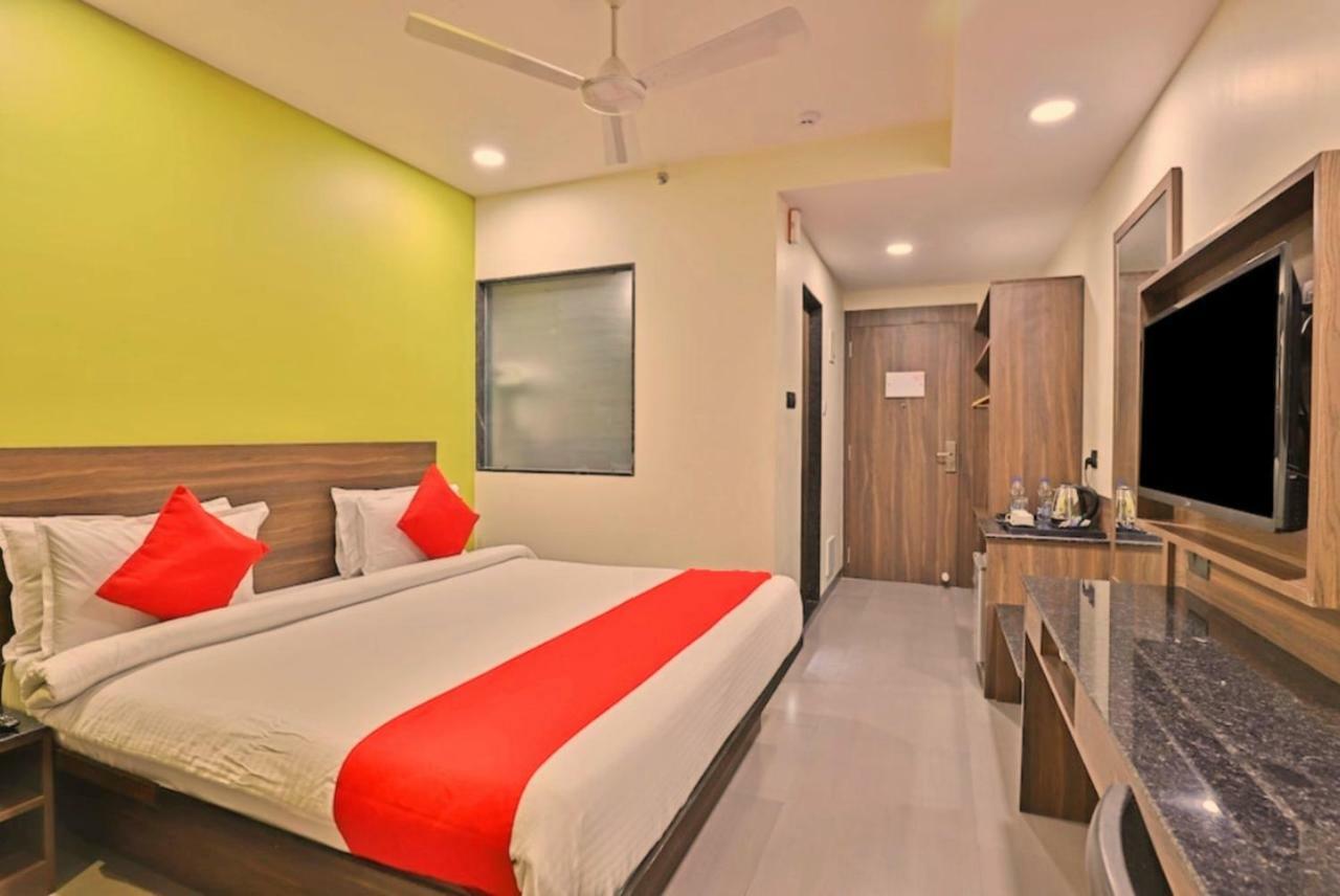 Genx Surat By 1589 Hotels Palsana  Buitenkant foto